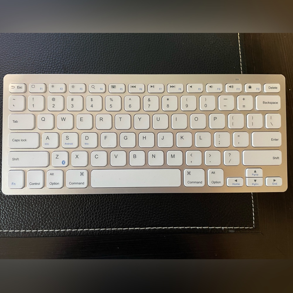 Anker Wireless Bluetooth Keyboard Ultra Slim for iOS/Android/Windows